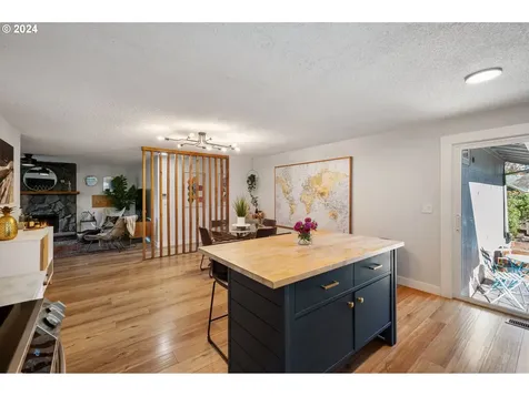 8910 N Endicott Avenue Portland OR 97217