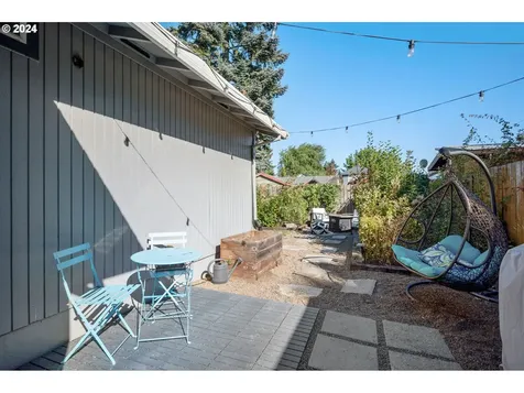 8910 N Endicott Avenue Portland OR 97217