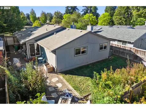 8910 N Endicott Avenue Portland OR 97217