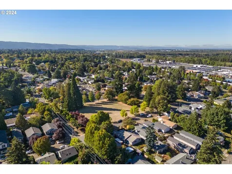 8910 N Endicott Avenue Portland OR 97217
