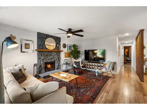 8910 N Endicott Avenue Portland OR 97217