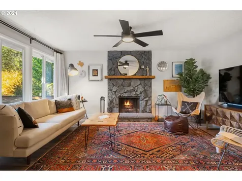 8910 N Endicott Avenue Portland OR 97217