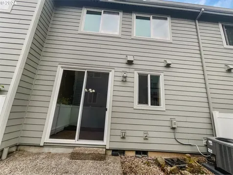 9289 SW Tanoak Lane Tualatin OR 97062