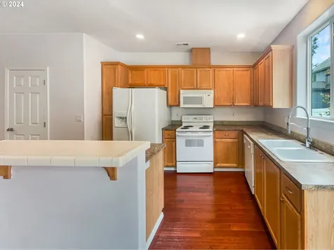 9289 SW Tanoak Lane Tualatin OR 97062