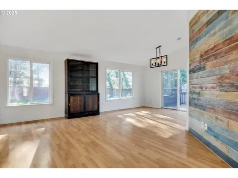 1104 N Hadley Road Newberg OR 97132