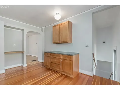 1715 Se 46th Avenue Portland OR 97215