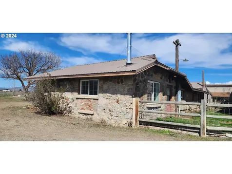 5463 Highway Spur 95 Ontario OR 97914