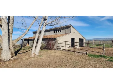 5463 Highway Spur 95 Ontario OR 97914
