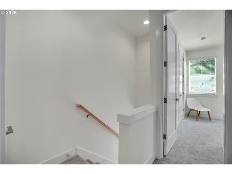 8428 E Burnside Street Portland OR 97216