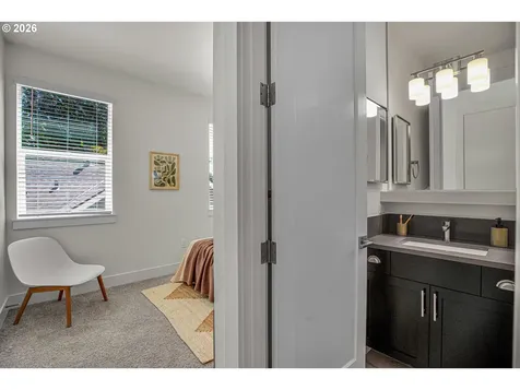 8428 E Burnside Street Portland OR 97216