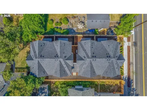 8428 E Burnside Street Portland OR 97216