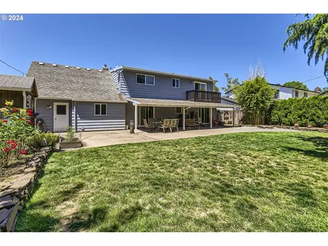 482 Ne 18th Avenue Hillsboro OR 97124
