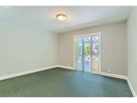 482 Ne 18th Avenue Hillsboro OR 97124