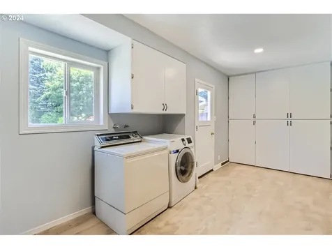 482 Ne 18th Avenue Hillsboro OR 97124