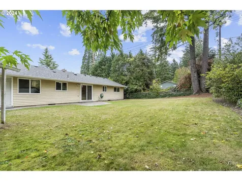 4910 SW Vesta Street Portland OR 97219