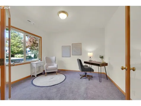 3183 Wolf Meadows Lane Eugene OR 97408