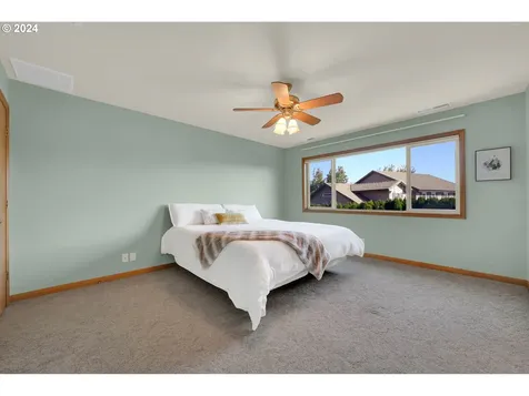 3183 Wolf Meadows Lane Eugene OR 97408