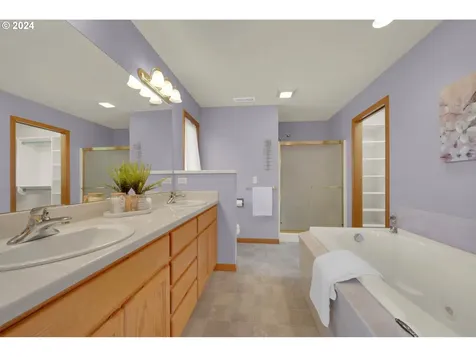 3183 Wolf Meadows Lane Eugene OR 97408