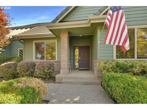 3183 Wolf Meadows Lane Eugene OR 97408