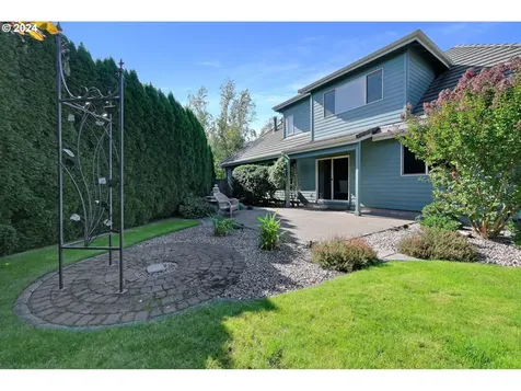 3183 Wolf Meadows Lane Eugene OR 97408