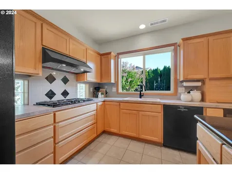 3183 Wolf Meadows Lane Eugene OR 97408