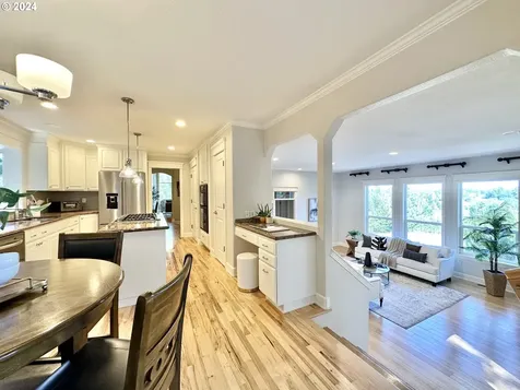 13707 SE Willingham Court Clackamas OR 97015