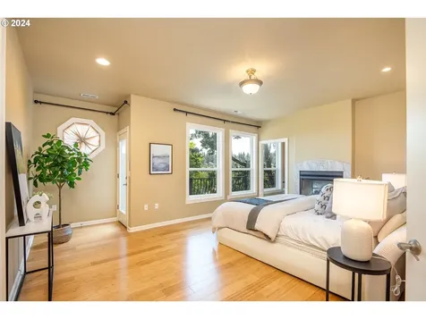 13707 SE Willingham Court Clackamas OR 97015