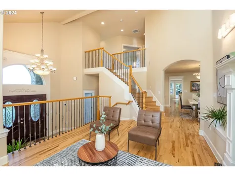 13707 SE Willingham Court Clackamas OR 97015