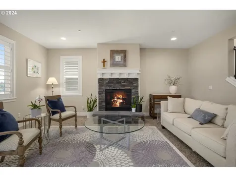 5762 Nw Primino Avenue Portland OR 97229