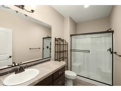 5762 Nw Primino Avenue Portland OR 97229