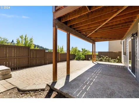 5762 Nw Primino Avenue Portland OR 97229