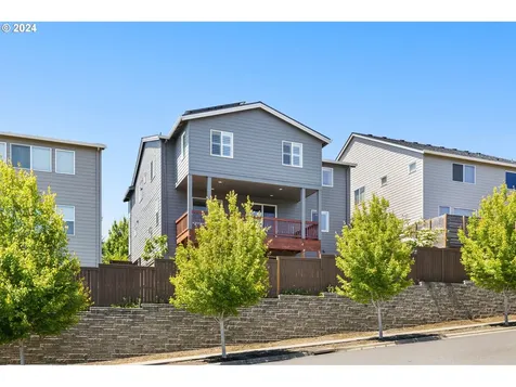 5762 Nw Primino Avenue Portland OR 97229