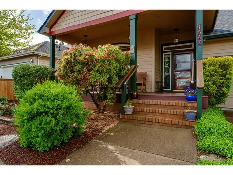 1547 Canal Street Springfield OR 97477