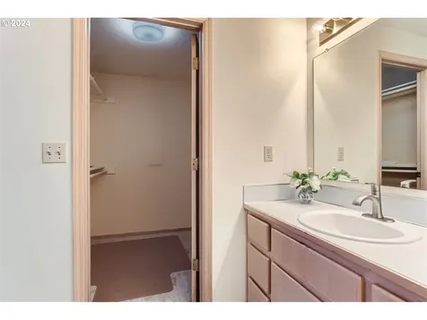 17981 Nw Sylvania Lane Portland OR 97229
