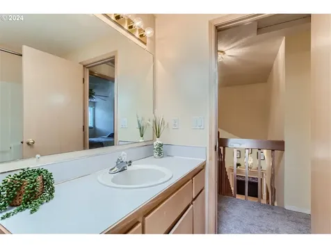 17981 Nw Sylvania Lane Portland OR 97229
