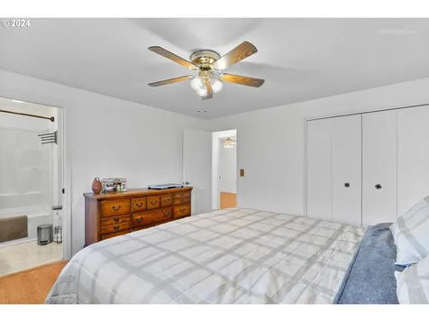 269 S Tarrybrooke Circle Cornelius OR 97113