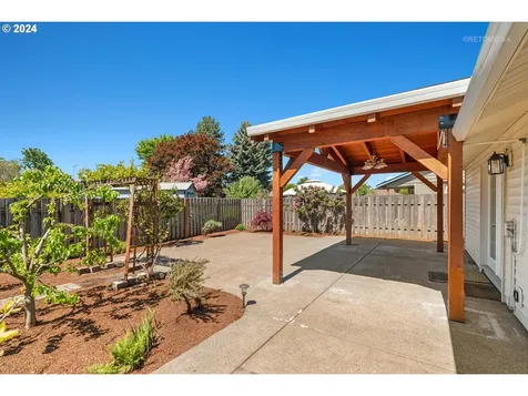 269 S Tarrybrooke Circle Cornelius OR 97113