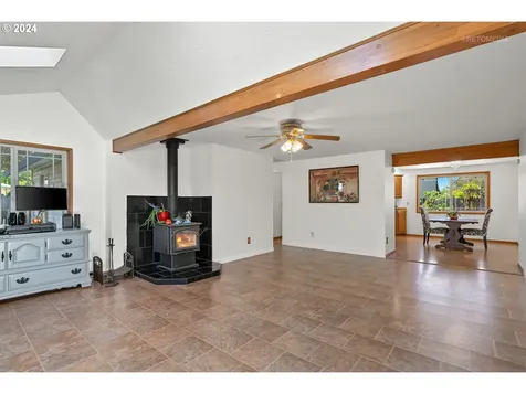 269 S Tarrybrooke Circle Cornelius OR 97113