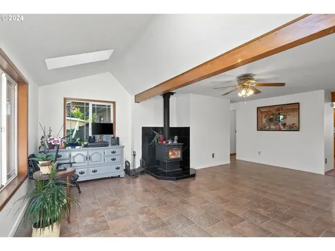 269 S Tarrybrooke Circle Cornelius OR 97113