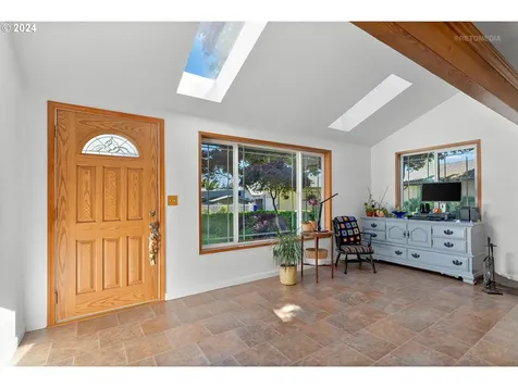 269 S Tarrybrooke Circle Cornelius OR 97113