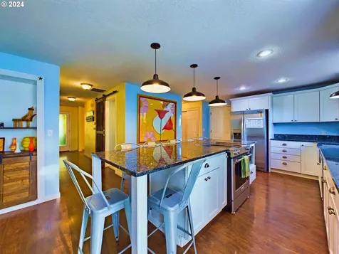 21212 Sw Eagle Point Way Mcminnville OR 97128