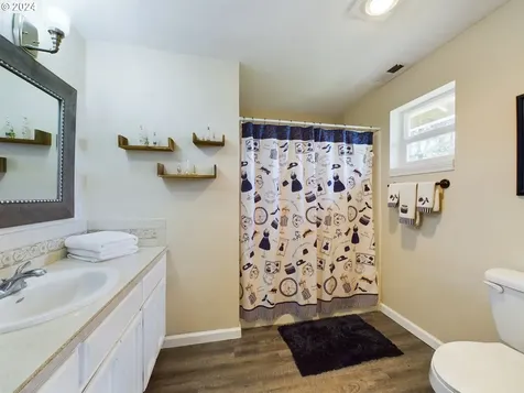 21212 Sw Eagle Point Way Mcminnville OR 97128