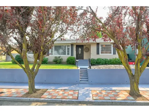 1312 E 11th Street The Dalles OR 97058