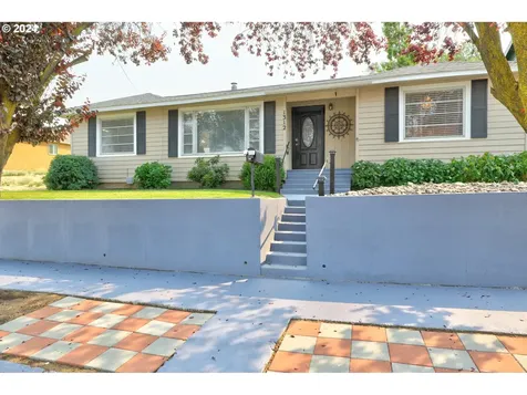 1312 E 11th Street The Dalles OR 97058