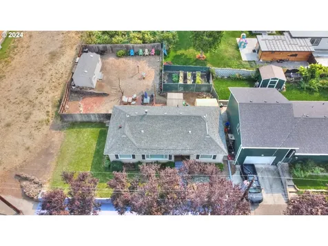 1312 E 11th Street The Dalles OR 97058