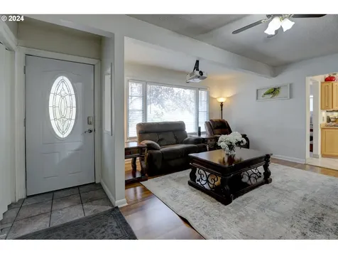 1312 E 11th Street The Dalles OR 97058