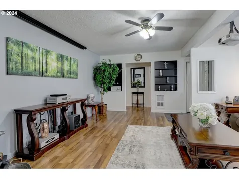 1312 E 11th Street The Dalles OR 97058