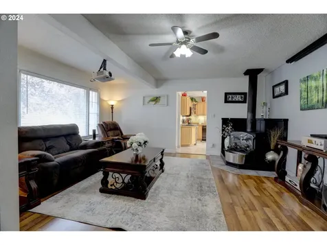 1312 E 11th Street The Dalles OR 97058