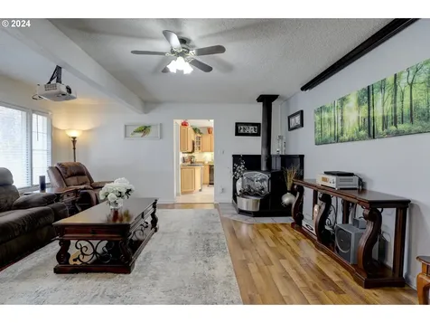 1312 E 11th Street The Dalles OR 97058