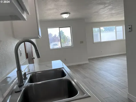 574 E Reeder Drive Hermiston OR 97838